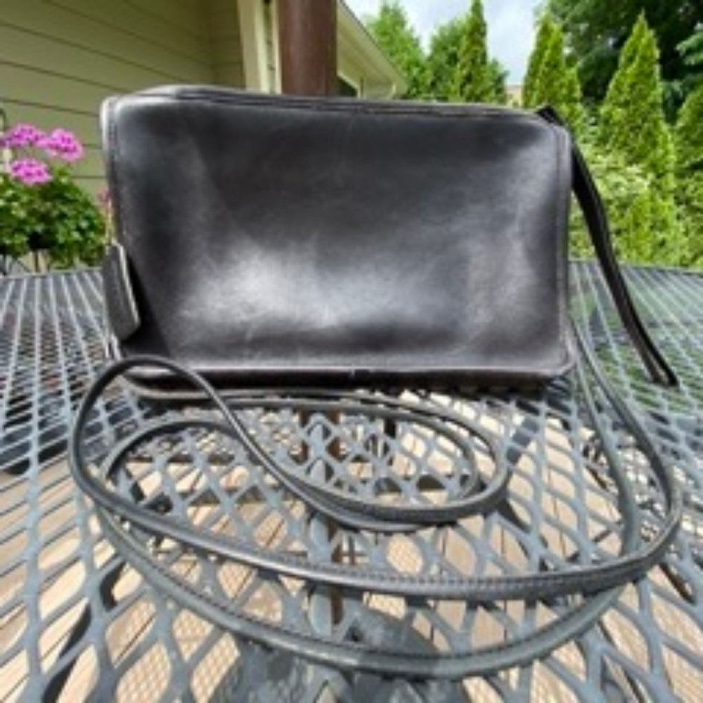 Vintage Coach Cross Body Bag